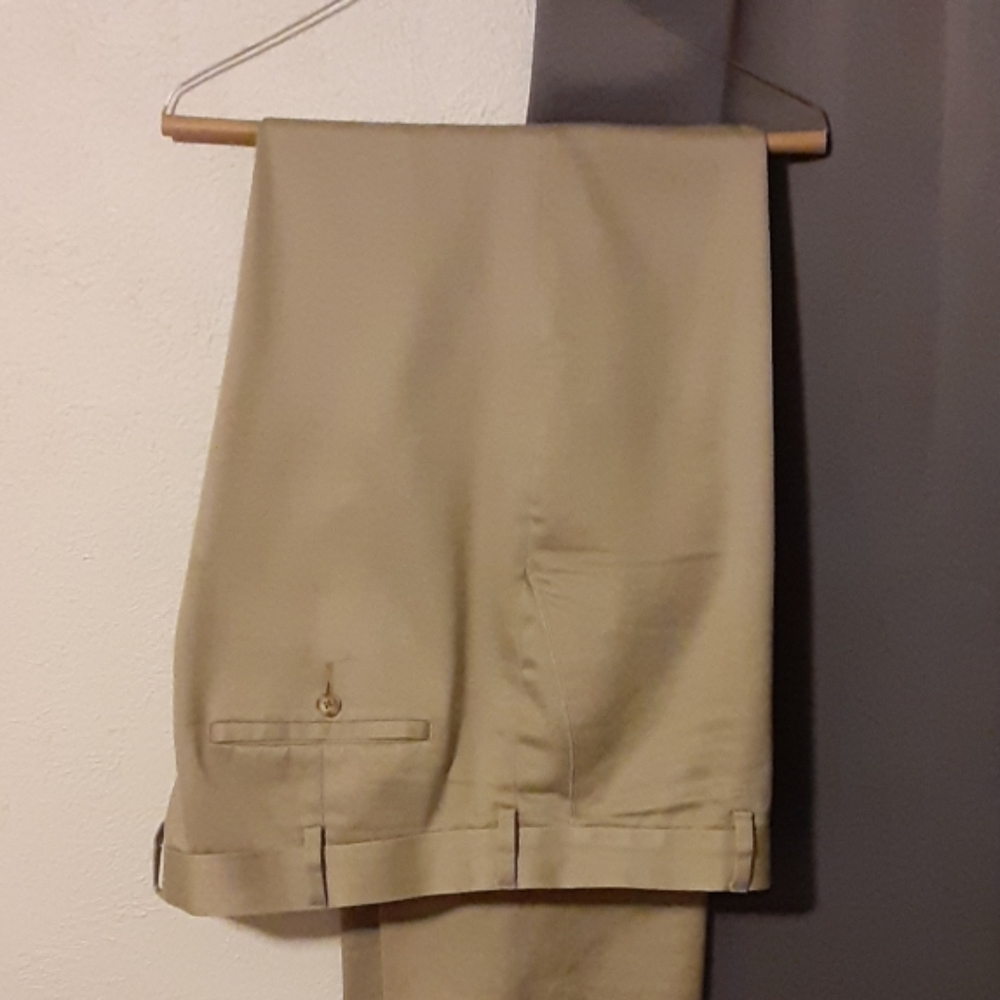 Perry Ellis Portfolio khaki Dress Pants